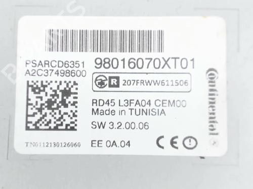 Used Radio Radio PEUGEOT 5008 (0U_, 0E_) 1.6 HDi (112 hp) 31053140 31053140