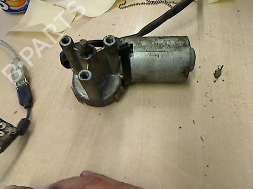 Used Front wiper motor RENAULT 4 Box Body/MPV (R21_, R23_) 1.1 (2370, 210B) (34 hp) 21229099