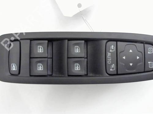 Used Left front window switch RENAULT MEGANE IV Hatchback (B9A/M/N_) 1.2 TCe 130 (B9MR) (130 hp) 31074709