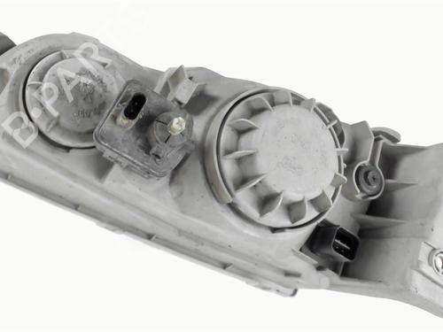 Right headlight HYUNDAI H-1 / STAREX Bus (A1) 2.5 CRDi | BP20414868C29 