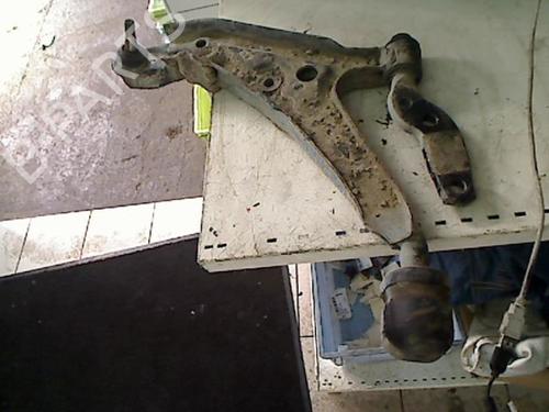 Querlenker links vorne für NISSAN PRIMERA (P10) 2.0 D (75 hp) 21205628
