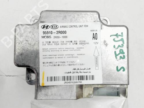 Used ECU airbags HYUNDAI i30 (FD) 1.6 CRDi (90 hp) 26398369