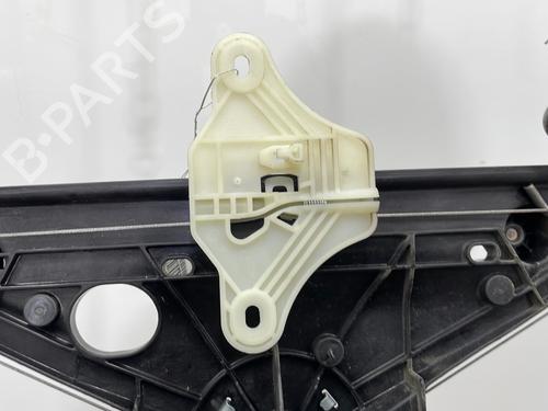 Rear left window mechanism RENAULT CLIO V (B7_) 1.0 TCe 90 (B7MT) | BP28321586C24 