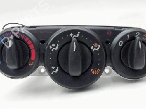 Used Climate control FORD FOCUS I (DAW, DBW) 1.8 Turbo DI / TDDi (90 hp) 32396826