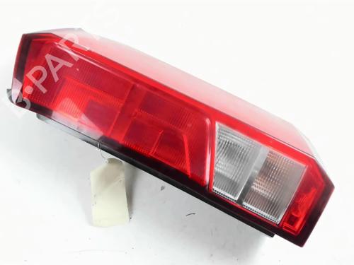 Feu arrière droit VW CRAFTER Van (SY_, SX_) 2.0 TDI FWD (SYB, SYC, SYD) (177 hp) 32373655