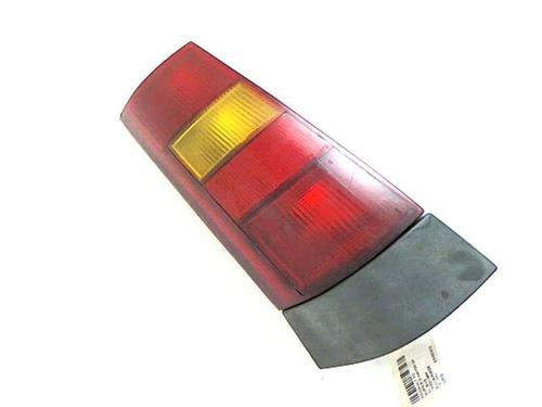 Used Left taillight Left taillight RENAULT SUPER 5 (B/C40_) 1.1 (48 hp) 20455299 20455299