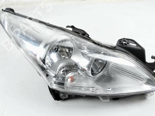 Used Right headlight PEUGEOT 5008 (0U_, 0E_) 1.6 HDi (110 hp) 32509085