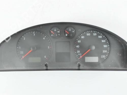 Used Instrument cluster VW TRANSPORTER T5 Van (7HA, 7HH, 7EA, 7EH) 2.5 TDI (174 hp) 22346430