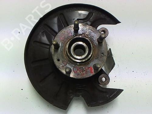 Used Right front steering knuckle LAND ROVER FREELANDER I (L314) 1.8 16V 4x4 (117 hp) 22914008