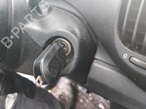 Left front seat FIAT 500L (351_, 352_) 1.3 D Multijet (199LXY1A, 199LXY11) | BP30443923C15 - Image 28