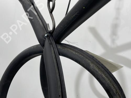 rubber-door-seal-vw-eos-1f7-1f8-2006-2007-2008-2009-2010-2011-2012-2013-2014-2015-31839457 main image