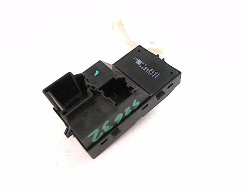 Used Right front window switch Right front window switch OPEL MERIVA B MPV (S10) 1.7 CDTI (75) (110 hp) 20410247 20410247