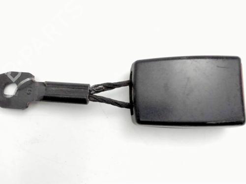 Used Seat buckle MERCEDES-BENZ VITO Bus (W639) 115 CDI (639.701, 639.703, 639.705) (150 hp) 26532242