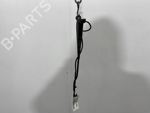 Used Front windshield wiper arm Front windshield wiper arm 31355345 31355345