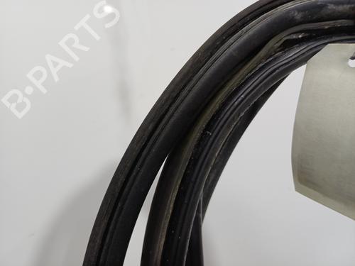 Goma contorno puerta Goma contorno puerta PEUGEOT PARTNER Box Body/MPV 1.6 HDi 16V (90 hp) 36400842 36400842
