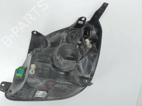 Right headlight FORD FIESTA V (JH_, JD_) 1.4 16V | BP20401038C29 