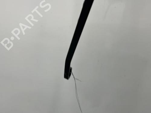 Used Front windshield wiper arm SUZUKI ALTO VII (GF, HA25_, HA35_) 1.0 (AMF310, GFC31S) (68 hp) 20440619