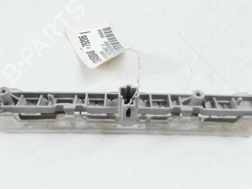 Used Third brake light Third brake light TOYOTA YARIS (_P9_) 1.4 D-4D (NLP90_, NLP90R) (90 hp) 32275848 32275848