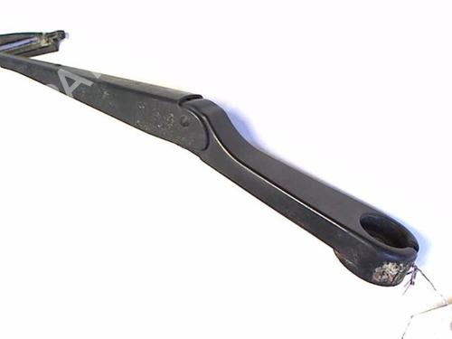 Front windshield wiper arm LAND ROVER FREELANDER I (L314) 2.0 DI 4x4 | BP22914134C143 