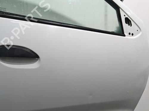 right-front-door-dacia-sandero-ii-2012-40461906 main image