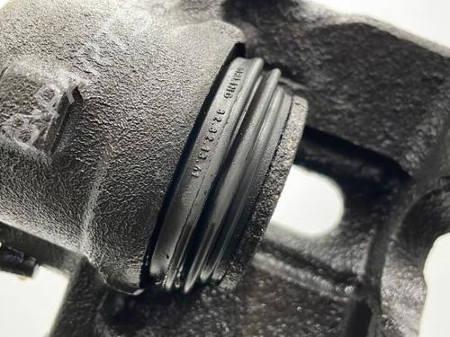 Used Left front brake caliper Left front brake caliper RENAULT SAFRANE II (B54_) 2.2 dT (B54G) (113 hp) 20445410 20445410