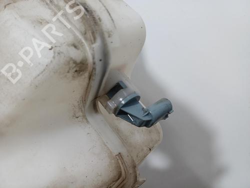 Used Windscreen washer tank Windscreen washer tank 37652705 37652705