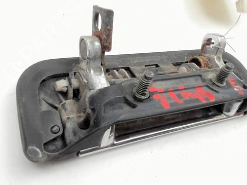 Poignée extérieure arrière gauche MITSUBISHI L200 (K7_T, K6_T, K5_T) 2.5 TD 4WD (K74T) | BP30689014C130 