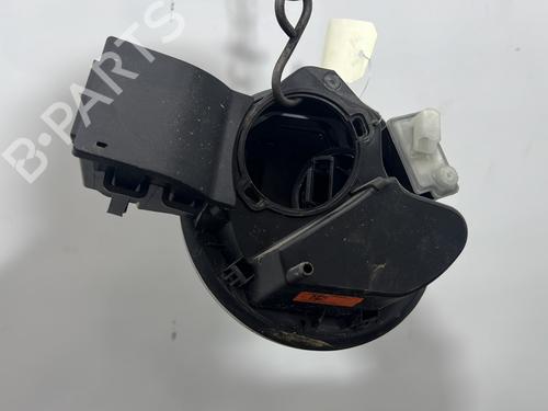 fuel-flap-renault-clio-v-b7_-2019-32766595 main image