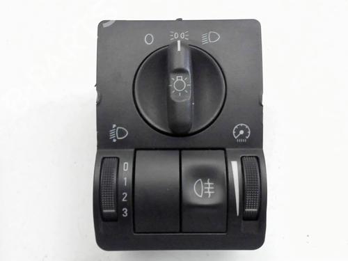 headlight-switch-opel-corsa-c-x01-2000-2001-2002-2003-2004-2005-2006-2007-2008-2009-32264276 main image