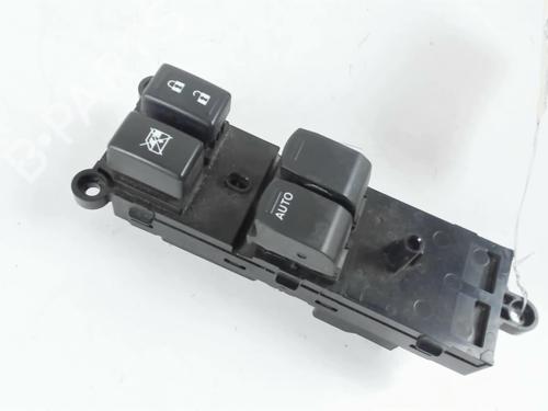 Used Left front window switch Left front window switch SUZUKI SWIFT IV (FZ, NZ) 1.2 (AZH412, ZC72S) (94 hp) 24130653 24130653