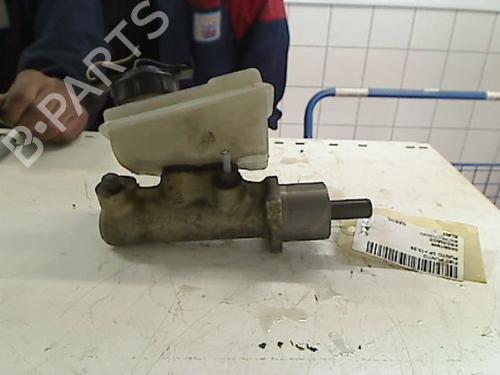 Used Brake master cylinder FIAT PUNTO (176_) 1.7 TD (71 hp) 20437025
