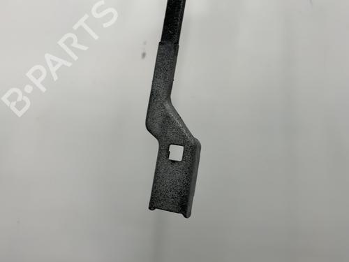 front-windshield-wiper-arm-citroen-ds5-2011-2012-2013-2014-2015-2016-23778811 main image