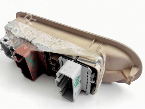 Used Left front window switch Left front window switch RENAULT SCÉNIC II (JM0/1_) 1.9 dCi (JM14) (131 hp) 30795213 30795213