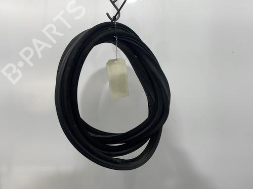 Used Rubber door seal BMW 3 Touring (E46) 320 d (150 hp) 30161765