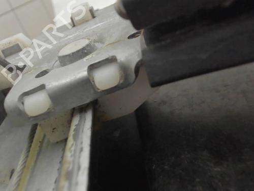 Used Front right window mechanism Front right window mechanism FORD FIESTA VI (CB1, CCN) 1.4 TDCi (68 hp) 20428692 20428692