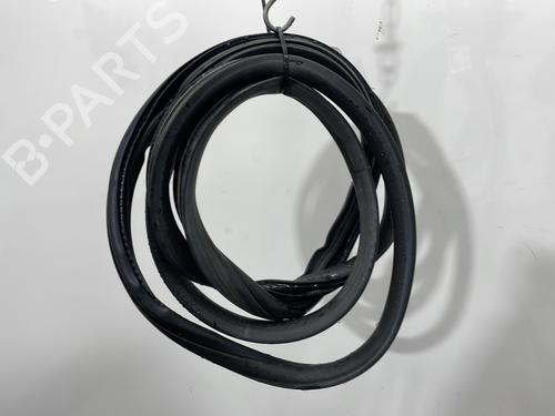 Used Rubber door seal Rubber door seal TOYOTA PROACE CITY Box Body/MPV (BPZ_) 1.5 D-4D 100 (BPZM) (102 hp) 33041527 33041527