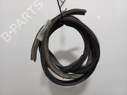 Used Rubber door seal Rubber door seal DACIA LOGAN EXPRESS (FS_) 1.5 dCi (88 hp) 35893043 35893043