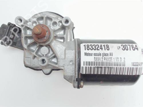 Motor limpia delantero TOYOTA RAV 4 II (_A2_) 2.0 D 4WD (CLA20_, CLA21_, CLA20R, CLA21R) (116 hp) 20437036