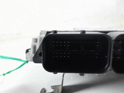 Used Engine control unit (ECU) Engine control unit (ECU) VW GOLF V (1K1) 1.9 TDI (105 hp) 23968420 23968420
