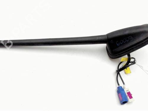 Antenne/Base Antenne/Base PEUGEOT EXPERT Van (V_) 2.0 BlueHDi 180 (177 hp) 36900420 36900420