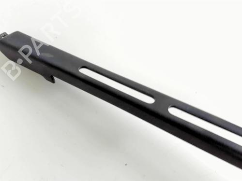 Front windshield wiper arm PEUGEOT 307 CC (3B) 2.0 HDi 135 | BP20465774C143 