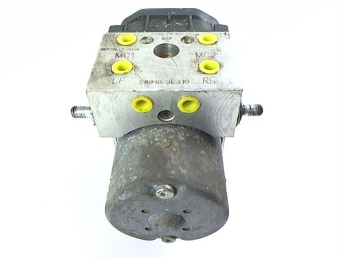 Used ABS pump ABS pump KIA SORENTO I (JC) 2.5 CRDi 4WD (140 hp) 20448479 20448479