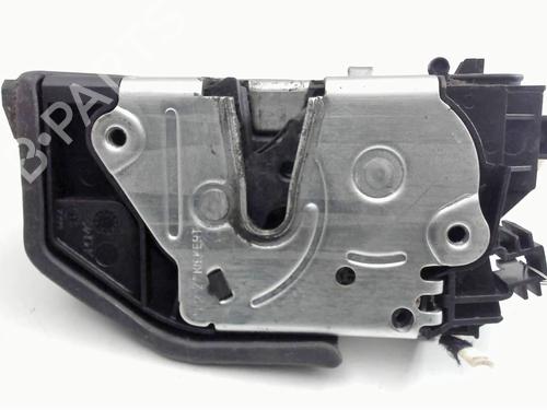 Fechadura trás esquerda BMW 1 (F20) 118 d (143 hp) 31679342