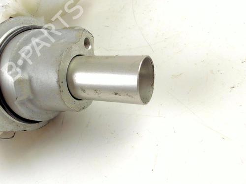 Used Brake master cylinder Brake master cylinder OPEL CORSA E (X15) 1.4 (08, 68) (90 hp) 20402244 20402244