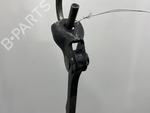 Used Hinge/Door check strap Hinge/Door check strap 22696002 22696002