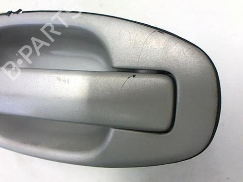 Front right exterior door handle HYUNDAI SANTA FÉ I (SM) 2.0 CRDi 4x4 | BP20470245C129 