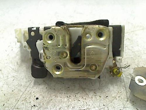 Used Front right lock NISSAN PICK UP (D22) 2.5 TD 4WD (103 hp) 20432730