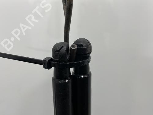 Tailgate lift support TOYOTA YARIS (_P13_) 1.5 Hybrid (NHP130_, NHP130) | BP22756825C138 