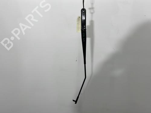 Used Front windshield wiper arm VW TOURAN (1T1, 1T2) 2.0 TDI (140 hp) 30795232