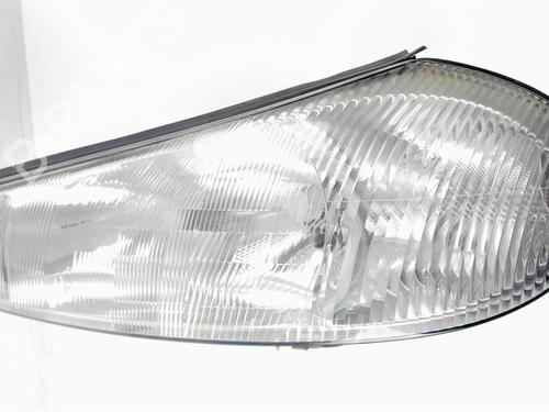 Left headlight FORD MONDEO II (BAP) 1.8 TD | BP20414707C28 